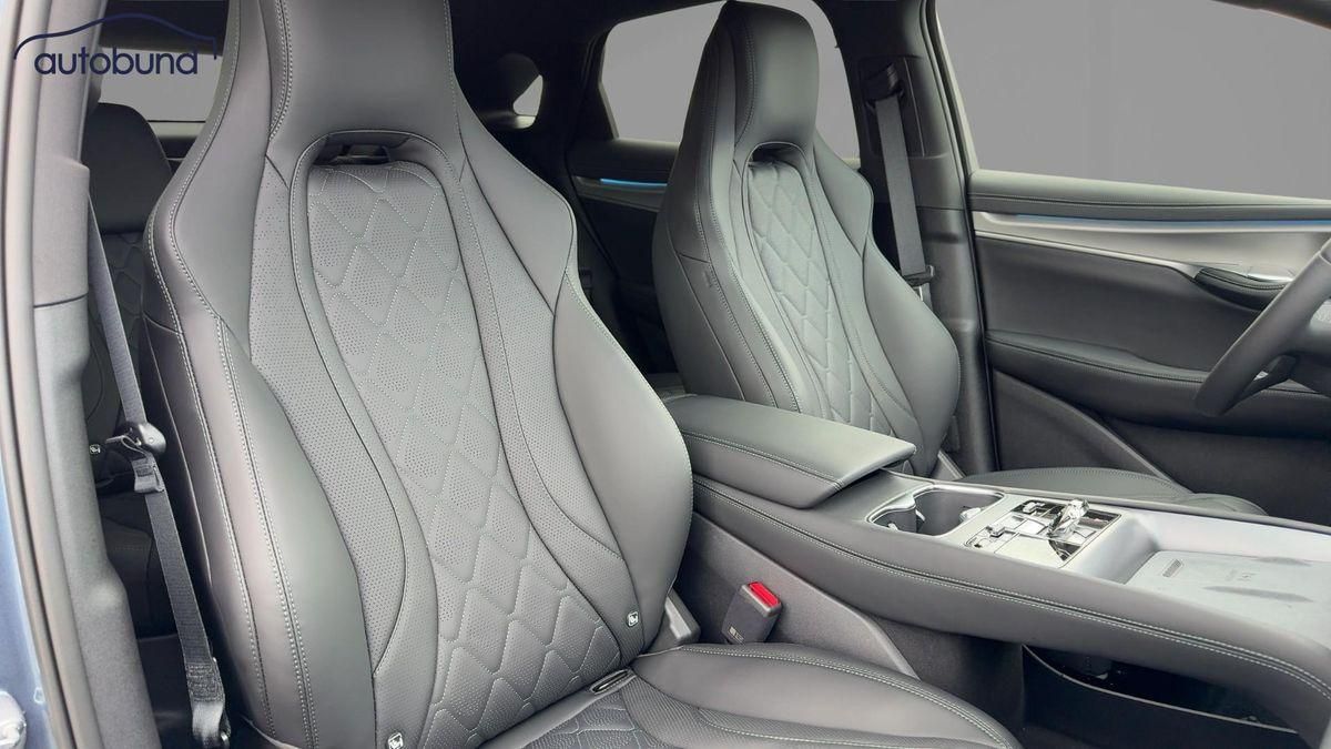 BYD SEALION 7