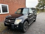 Mitsubishi Pajero - gebrauchte Mitsubishi Pajero aus dem Jahr 2011