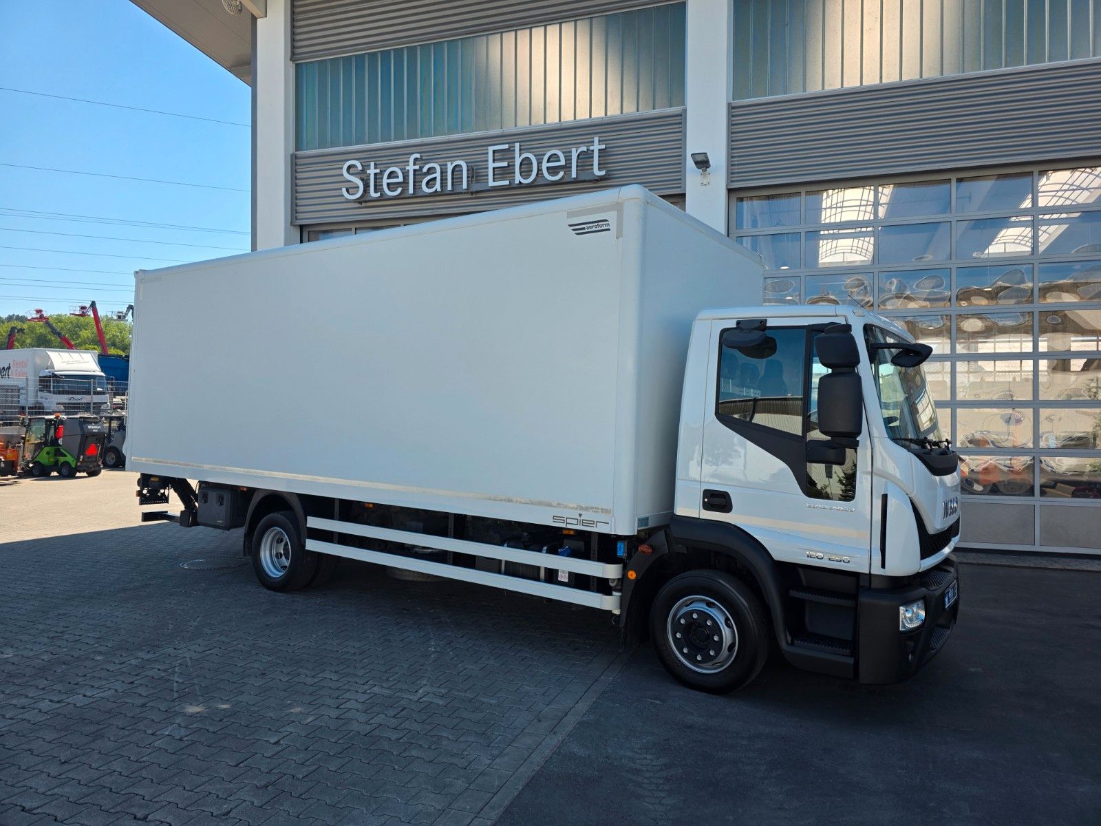 Fahrzeugabbildung Iveco Eurocargo 120E25 LBW 1.500kg Klima Standheizung
