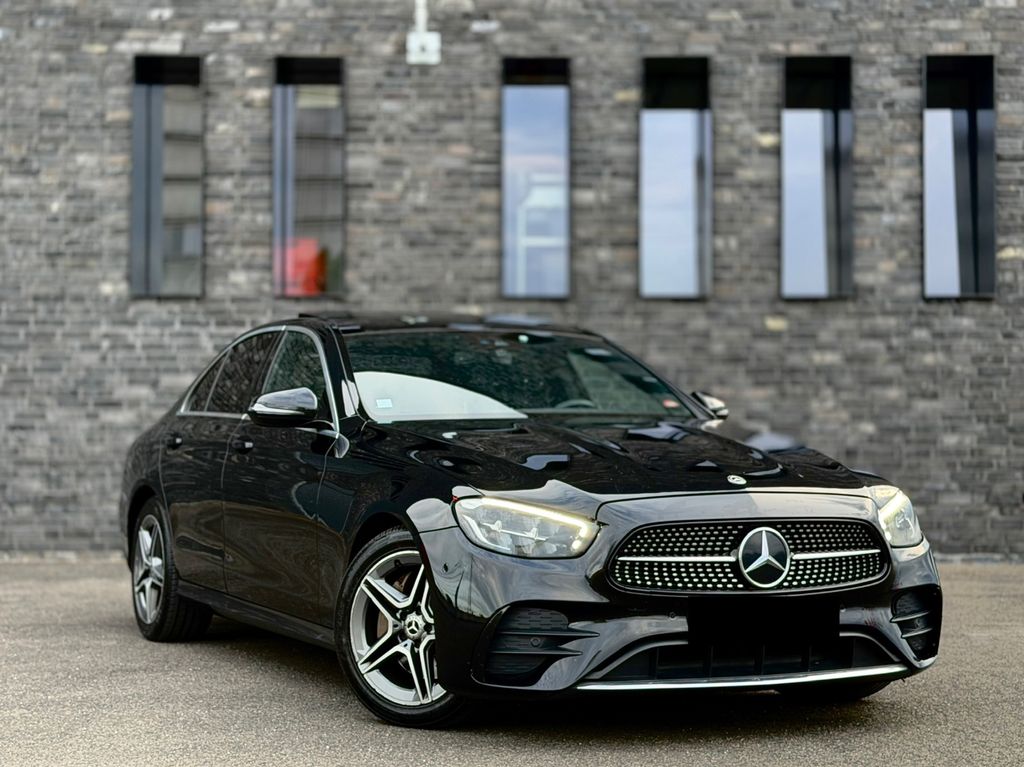 Image of Mercedes-Benz E 220