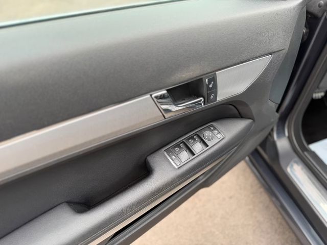 Mercedes-Benz E 200 CGI AMG-LINE Coupe|Xenon|Leder