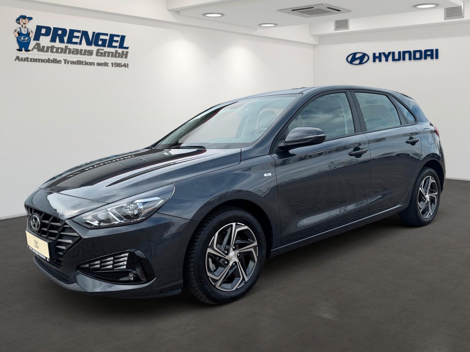 Hyundai i30 1.0T 48V Select+ KAMERA DAB PDC CARPLAY