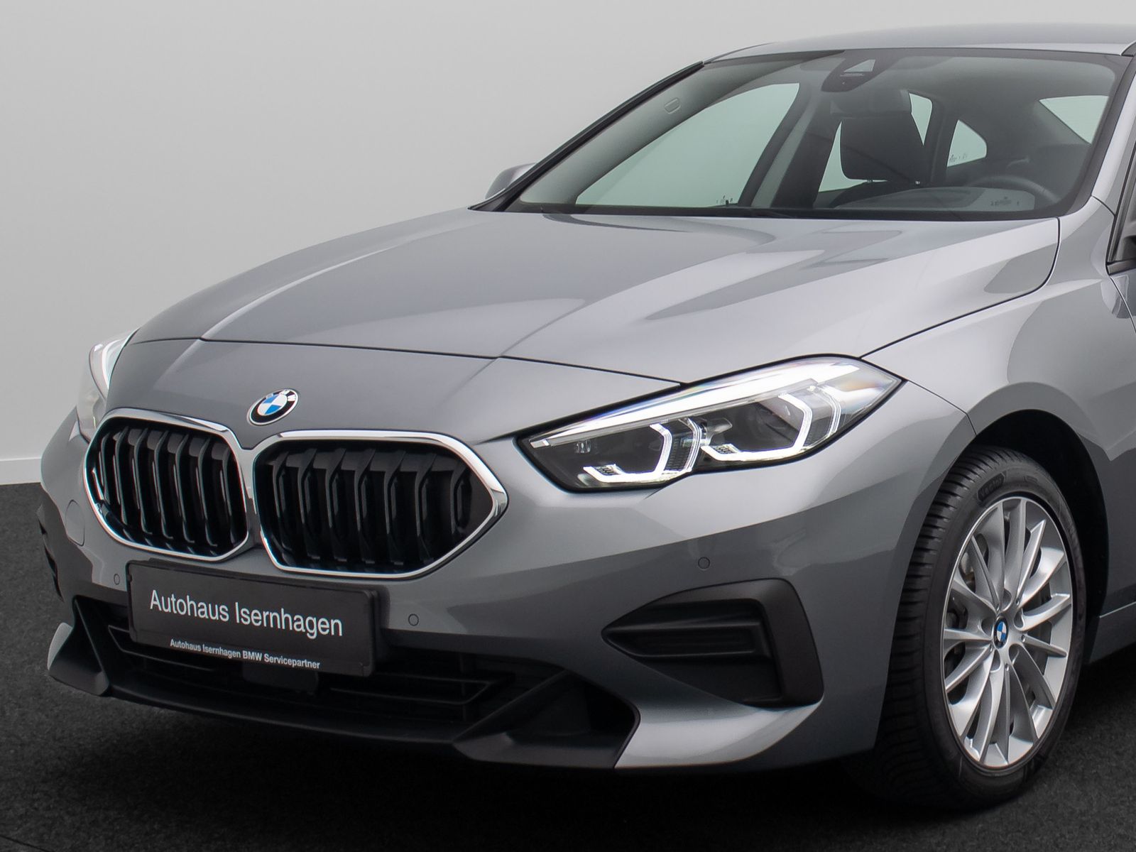 Fahrzeugabbildung BMW 220 Gran Coup&eacute; HUD DAB Sport AdaptLED PDC Leder