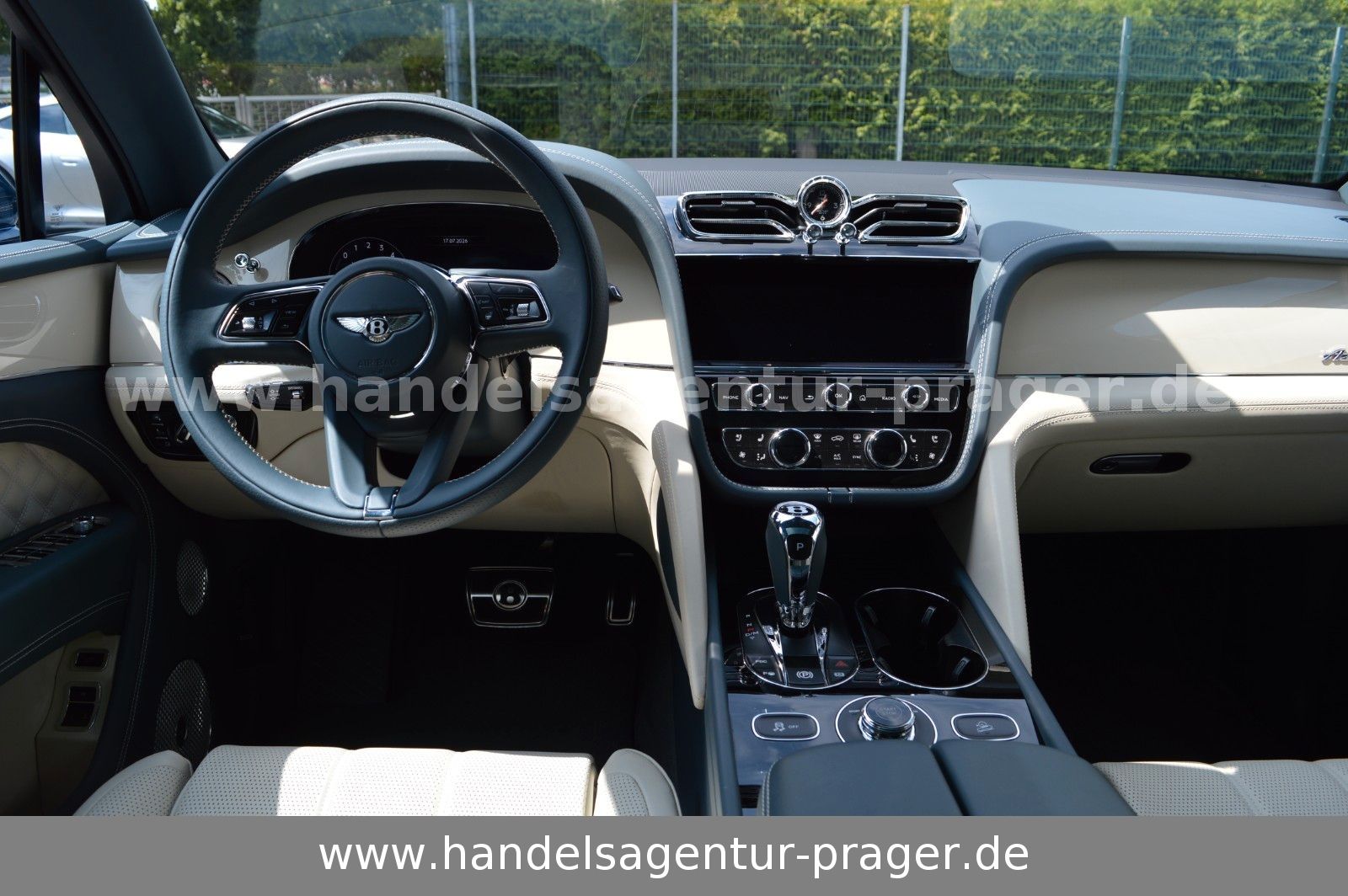 Bentley Bentayga 3.0 Hybrid Azure 4WD Autom. foto 22