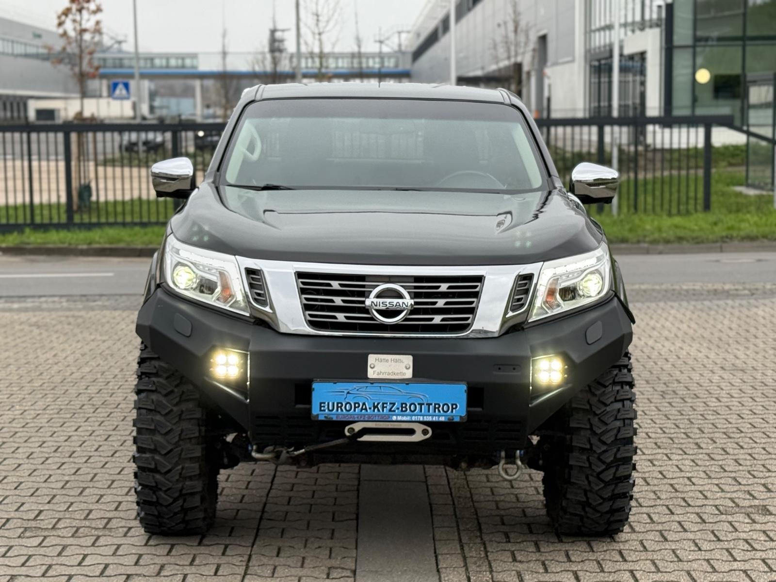 Nissan Navara NP300 N-Connecta King Cab 4x4