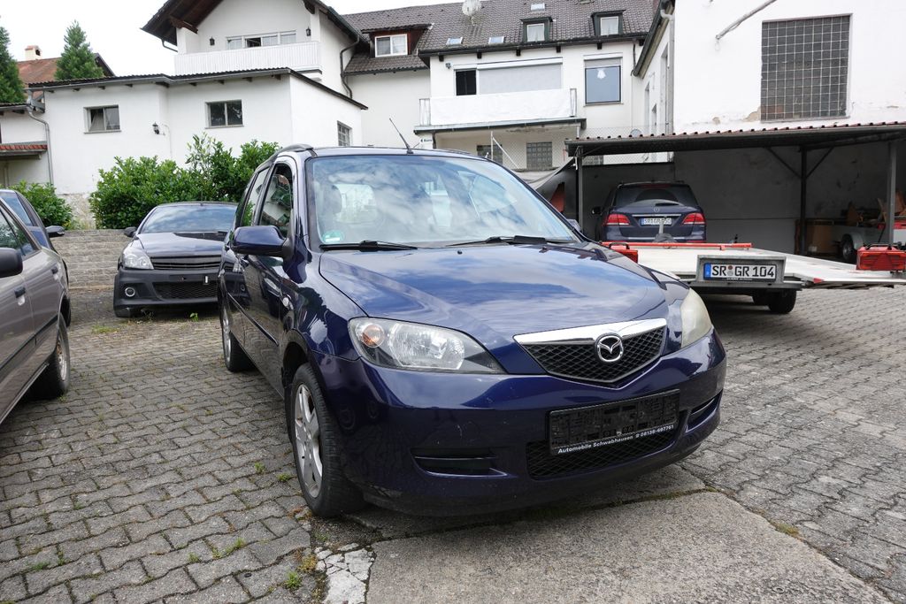 Mazda 2