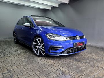 Volkswagen Golf - 4