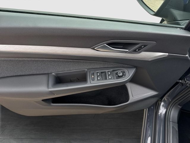 Golf VIII LIFE 1.5 TSI NAVI LED-PLUS DAB+ACC PDC