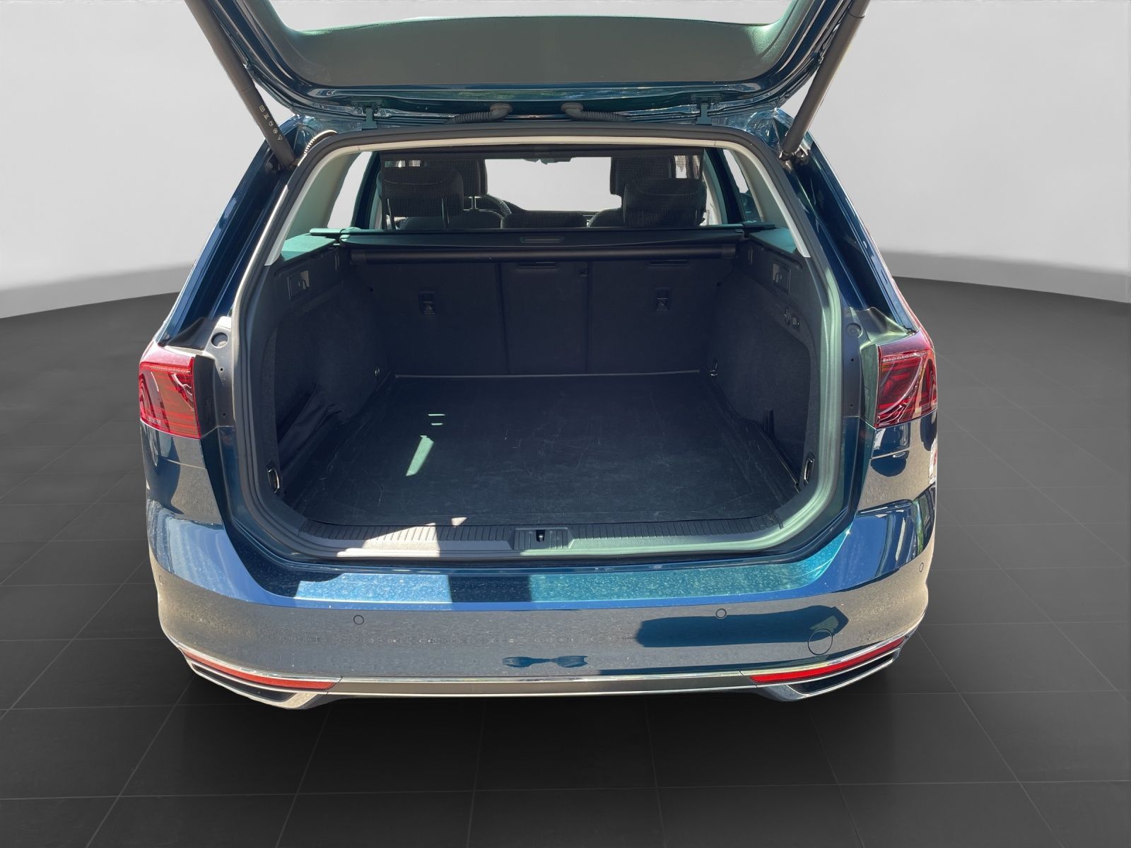 Volkswagen Passat Variant - Bild 18