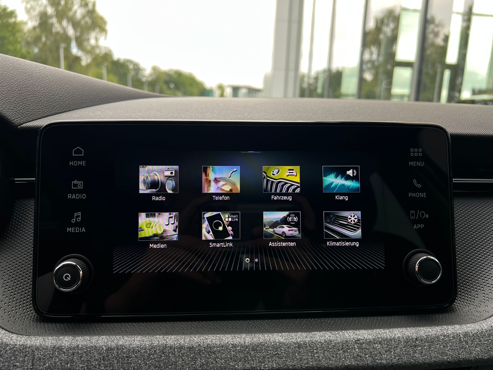 Fahrzeugabbildung SKODA Kamiq Selection 1.0 TSI DSG *ACC, LED, Kamera, S
