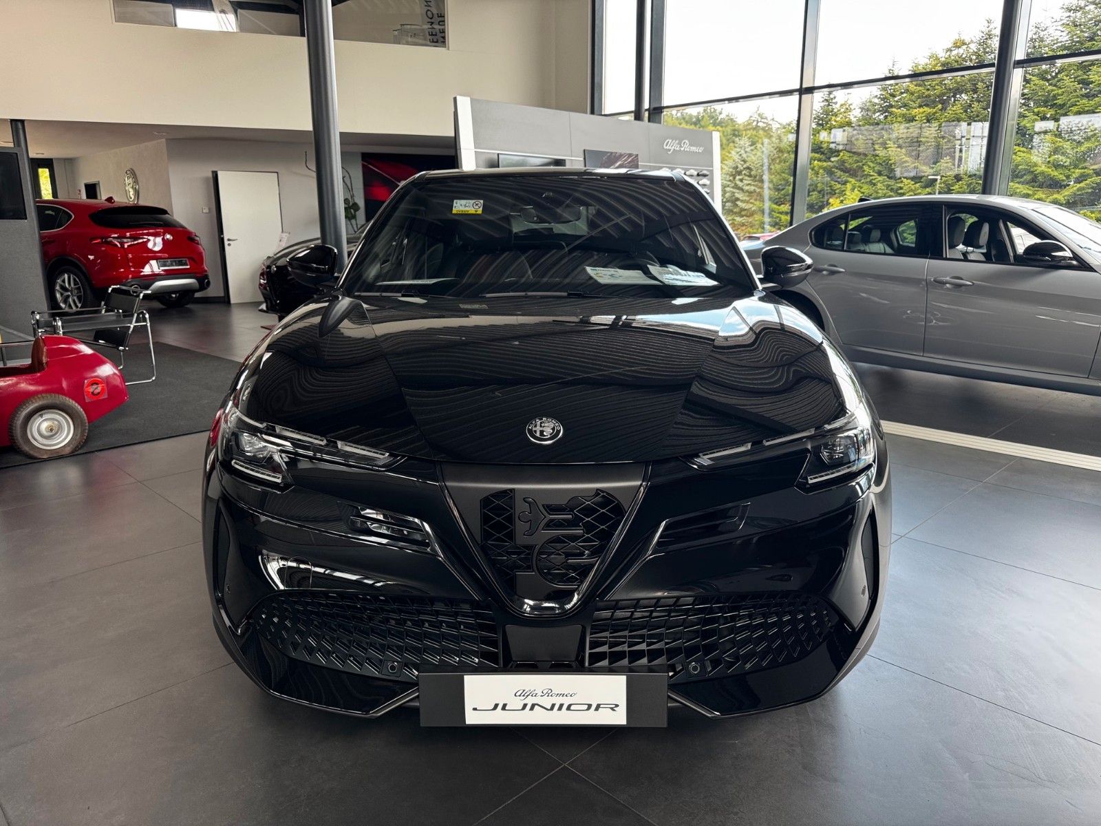 Fahrzeugabbildung Alfa Romeo Junior Elettrica SPECIALE Sitzheizung ACC Kamera