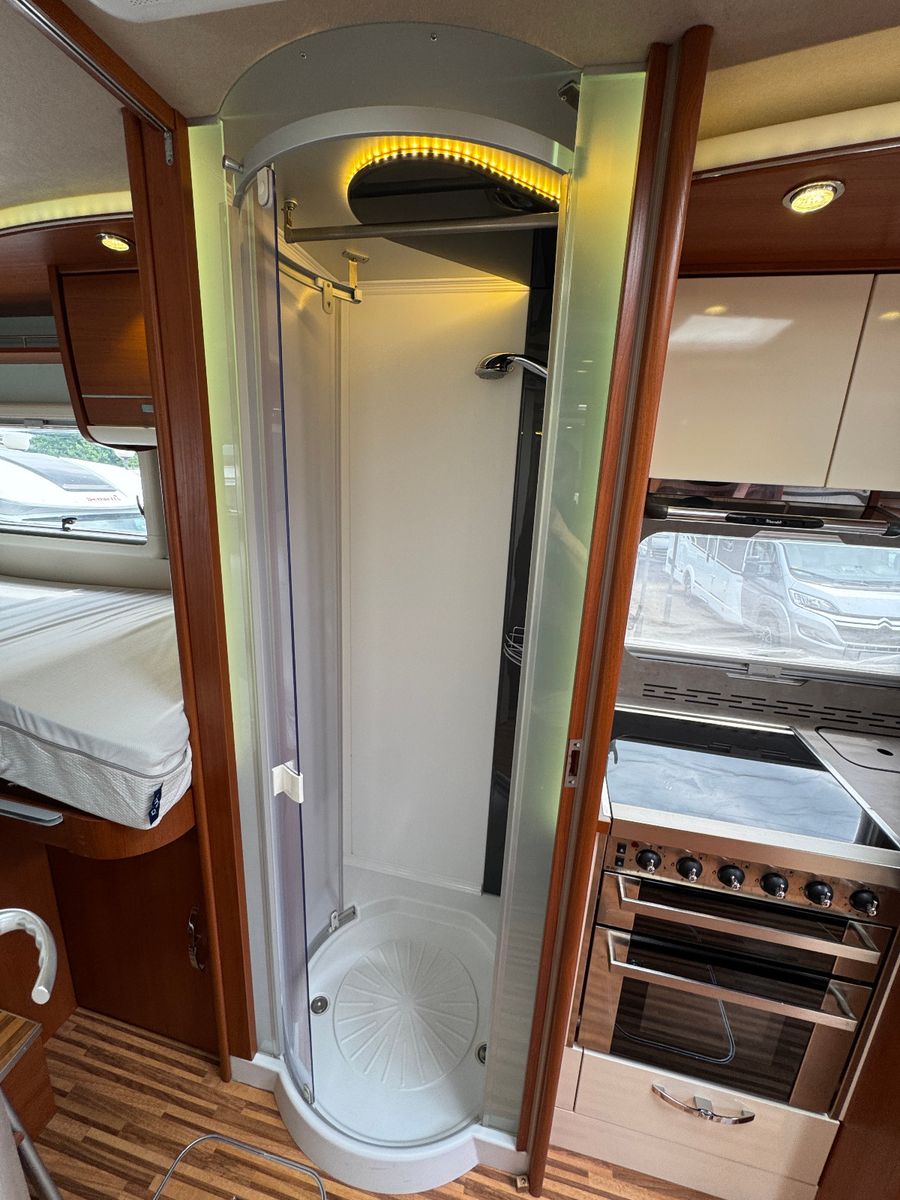 Fahrzeugabbildung Frankia I 7400 COMFORT CLASS MERCEDES SPRINTER 3.0 VOLL