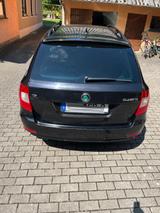 Skoda Superb 2.0 TDI DSG Exclusive Combi Exclusive - Skoda Superb: Exclusive