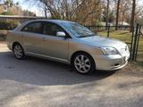 Toyota Avensis Executive 2,4-l-VVT-i Automatik Exec... - gebrauchte Toyota Avensis aus dem Jahr 2005