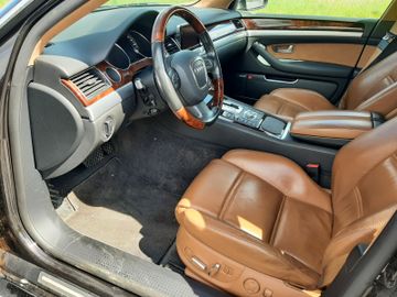 Audi A8 - 11