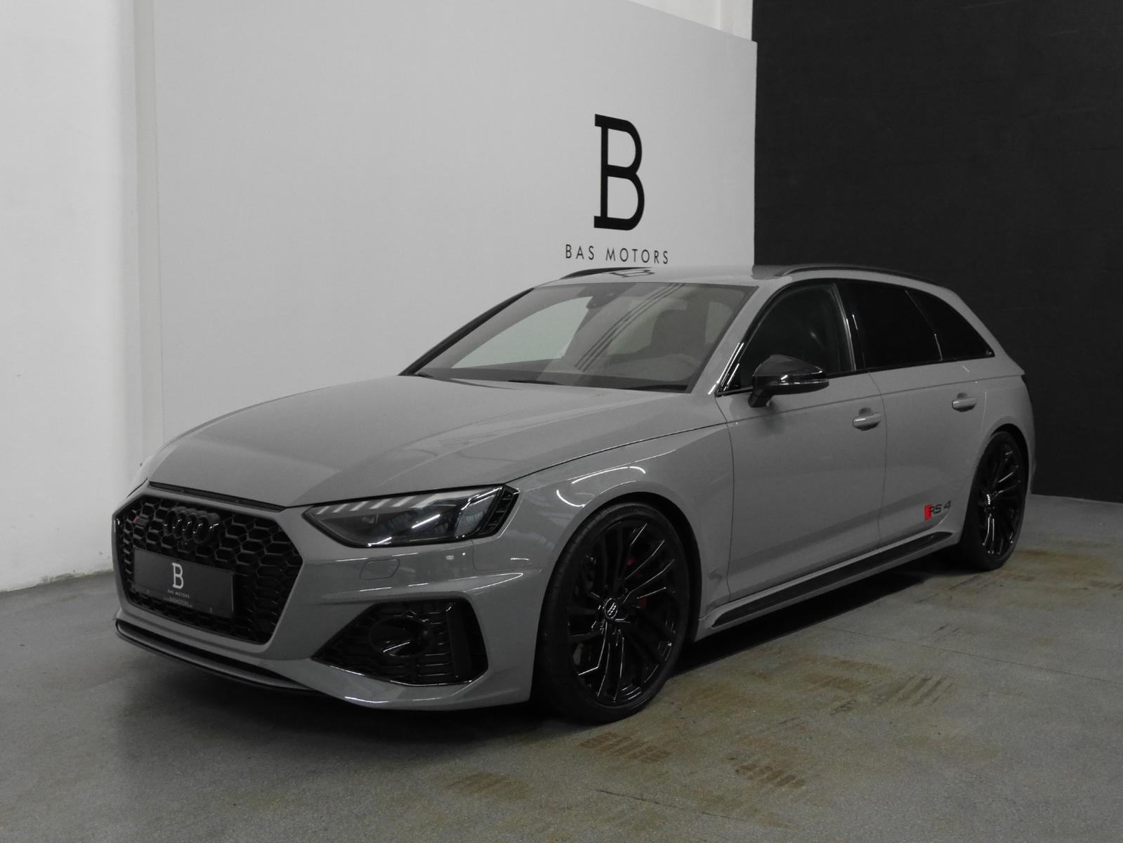 Audi RS4 Avant 2.9 TFSI quattro*NARDO*RAUTE*TOP!*