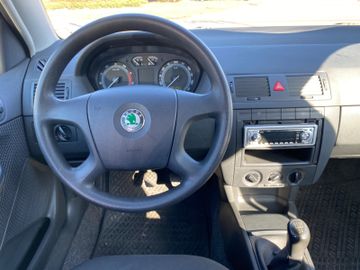 Fahrzeugabbildung SKODA Fabia 1.2 Combi*Klimaanlage*5-türig*ABS*AHK*