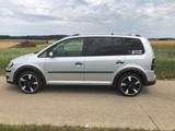 Volkswagen Cross Touran 1.4 TSI NEUER MOTOR  - Volkswagen Touran in Augsburg