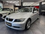 BMW 320  Touring * AUT * - BMW 320 aus 2006: Kombi