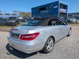 Mercedes-Benz E 200 CGI BlueEfficiency - Mercedes-Benz E-Klasse aus 2011: Cabrio