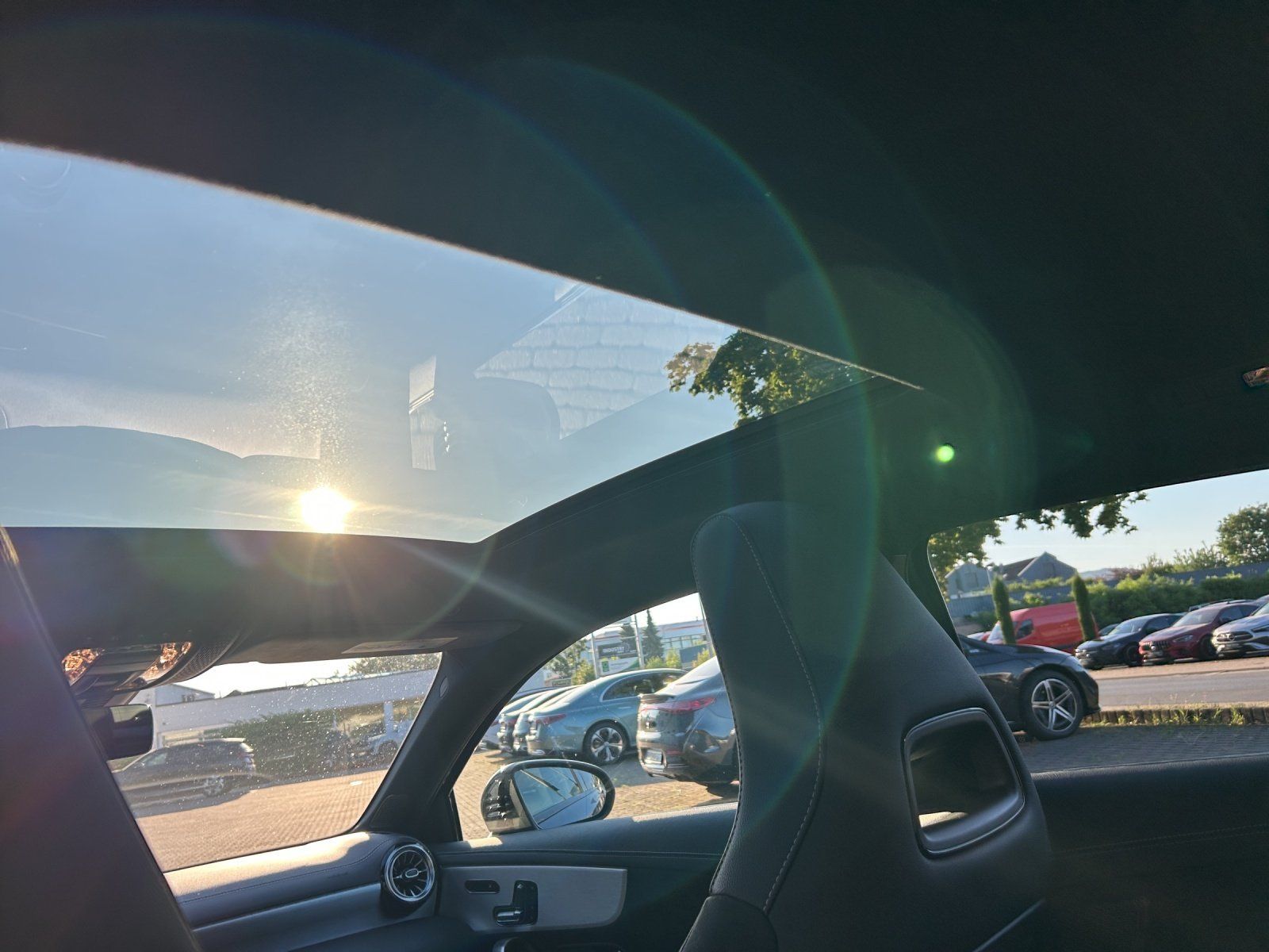 Fahrzeugabbildung Mercedes-Benz A 200 d AMG Pano DISTRO Memo MLED Night 360°Hifi