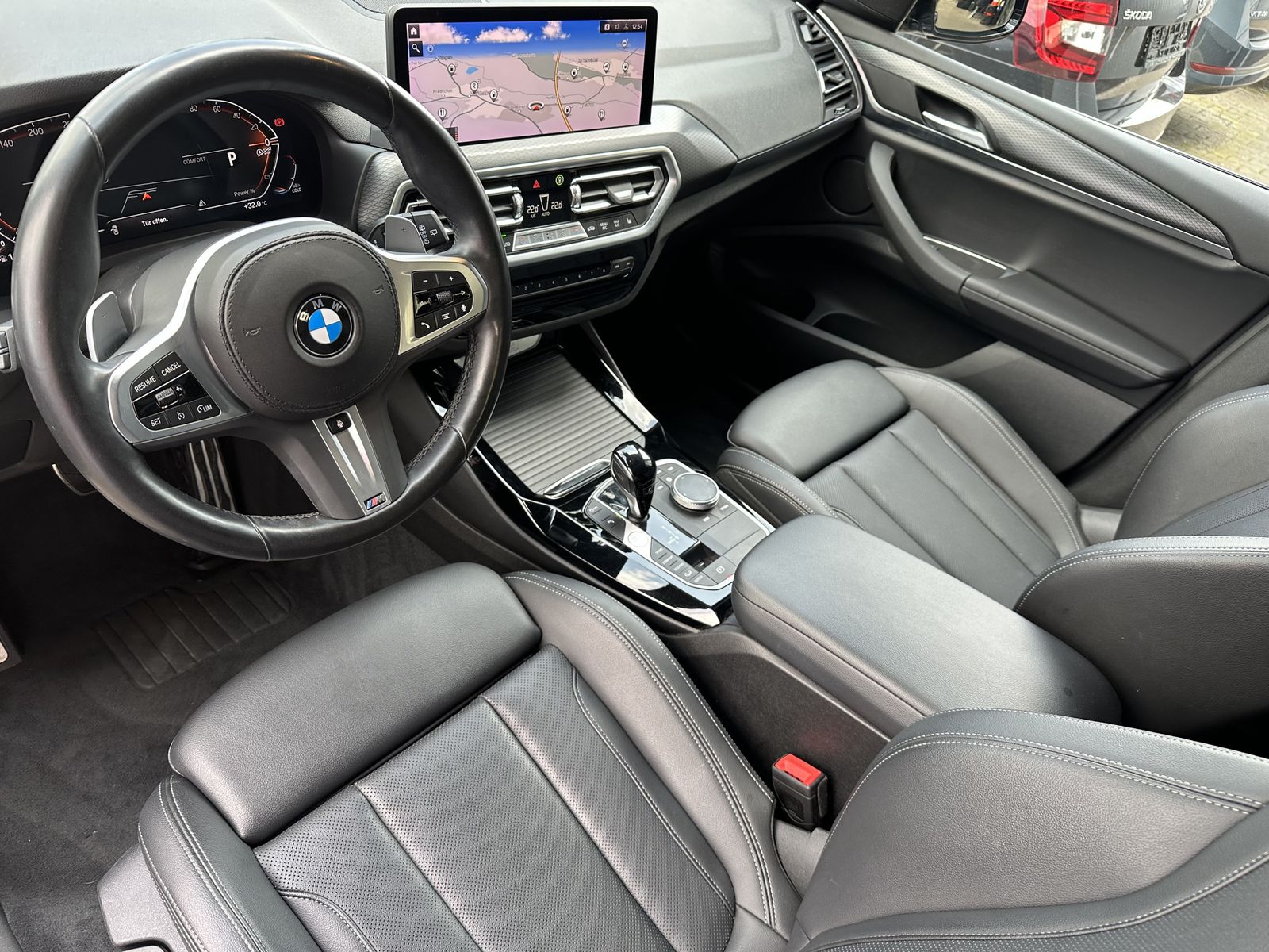 Fahrzeugabbildung BMW X3 xDrive20d M-Sport NAV+LED+PANORAMA+HIFI+VCOCK
