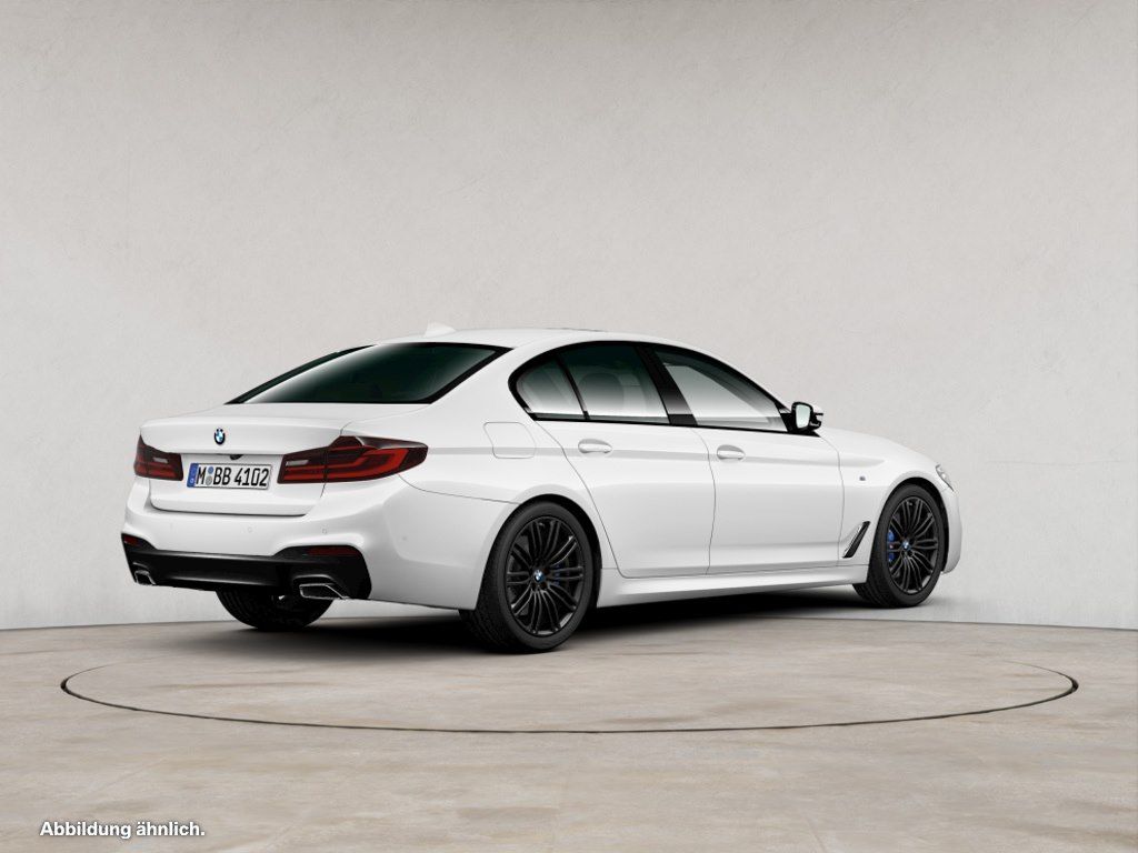 BMW 530d Limousine M Sport foto 2