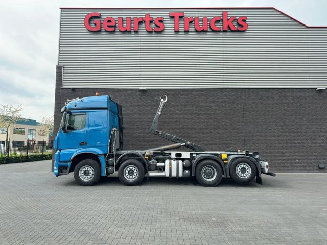 Mercedes-Benz Arocs 3552 8X2 + GERGEN GRK 24/70 HAAKARMSYSTEEM