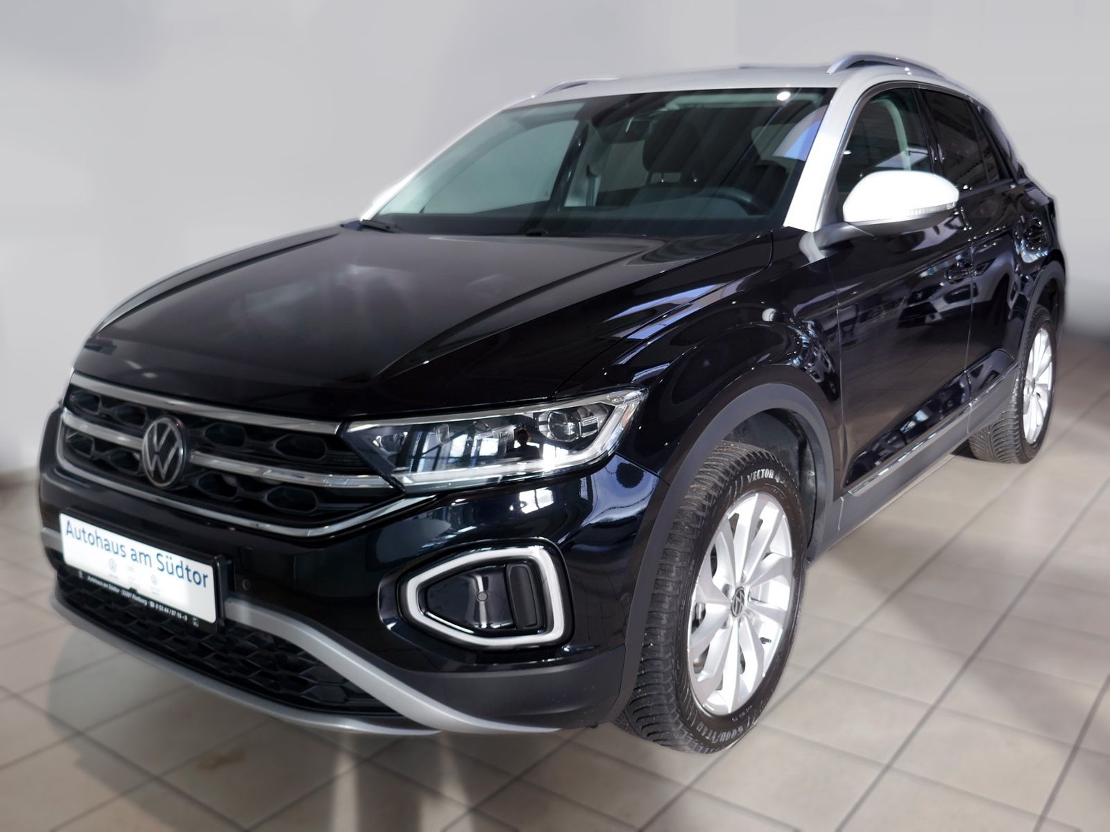 Fahrzeugabbildung Volkswagen T-Roc Style 2.0 TDI DSG | LED RFK ACC Navi