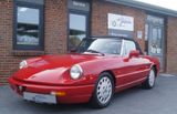Alfa Romeo Spider 2.0i el. Fensterheber/Radio-CD/Alufelgen - Alfa Romeo Spider mit Benzin-Antrieb: Cabrio, 2.0