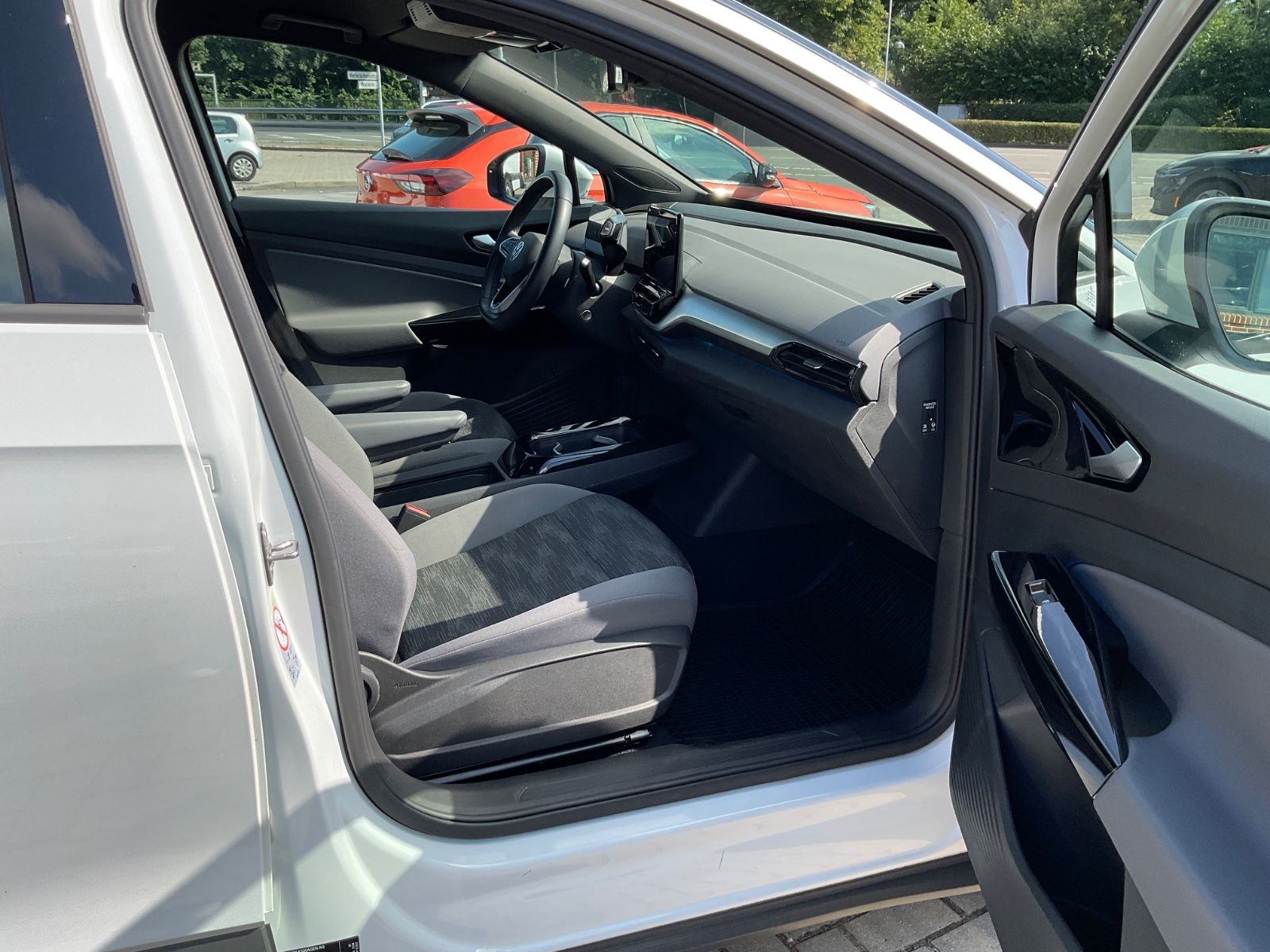 Fahrzeugabbildung Volkswagen ID.4 Pro 82 kWh Pro,AHK,LED,Navi,Sitzheizung