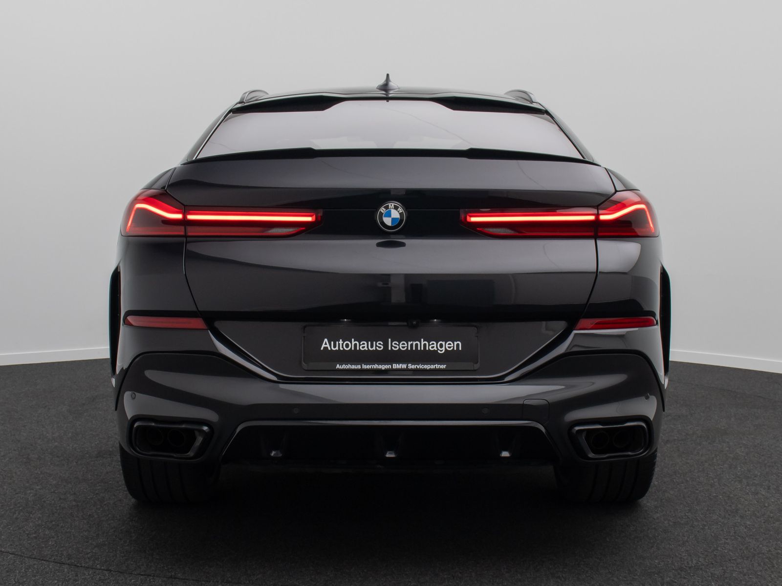 Fahrzeugabbildung BMW X6 M50i 360&deg;Laser DAB H/K Panoram Individual 22"