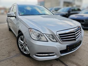 Mercedes E 200 - 1
