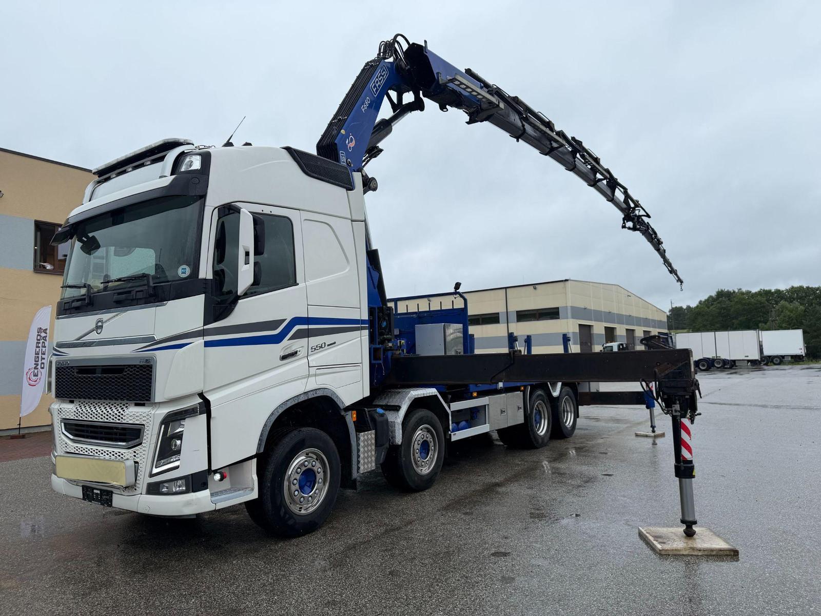 Volvo FH550 8X2 EURO6 + FASSI F660 + JIB