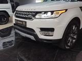 Land Rover Range Rover Sport HSE - Land Rover Range Rover Sport: Weiß