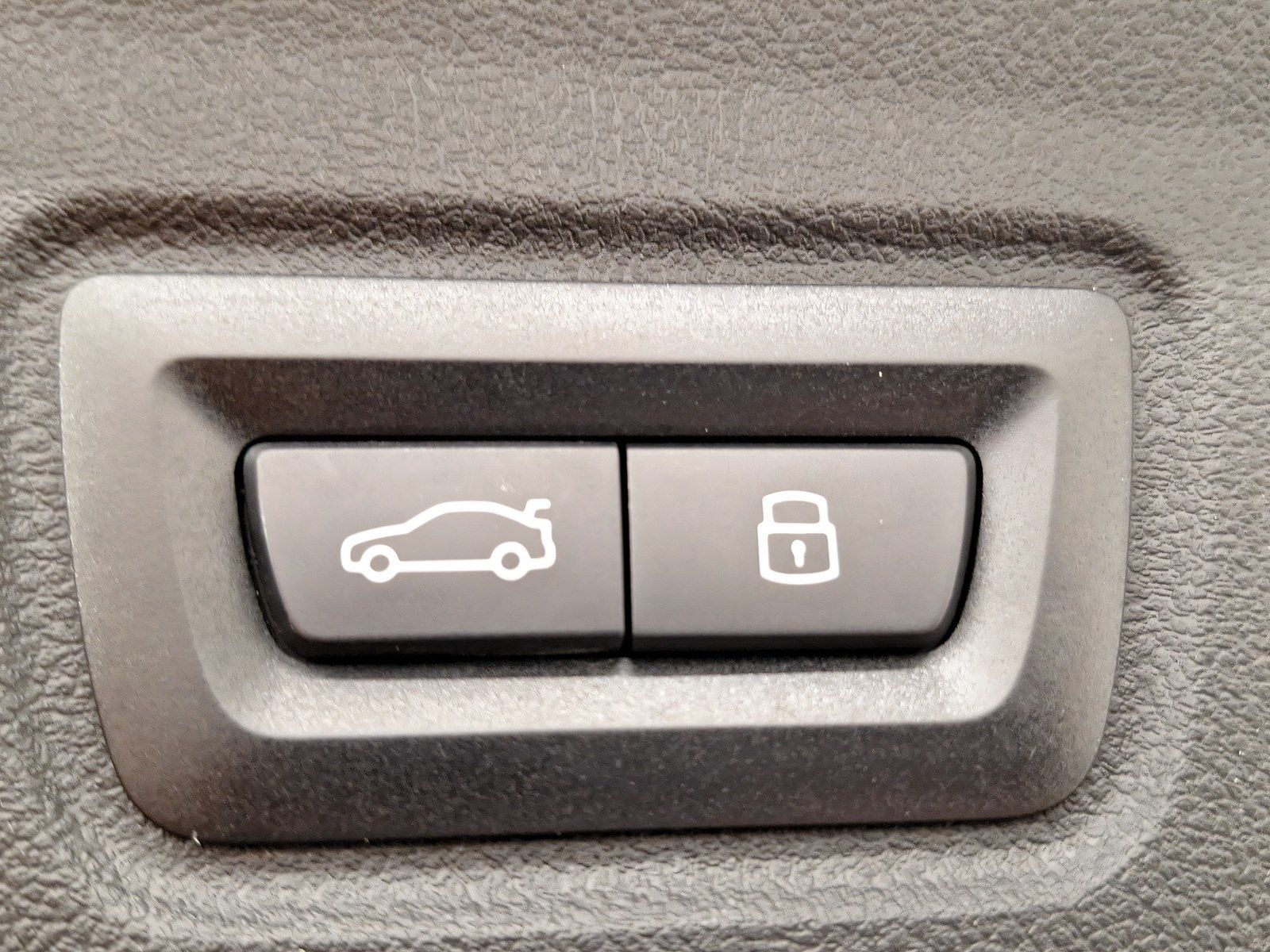 BMW i4 - Bild 19