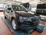 Skoda Karoq Style 1.5 TSI DSG AHK+NAVI+CARPLAY+SHZ - Skoda Karoq Gebrauchtwagen