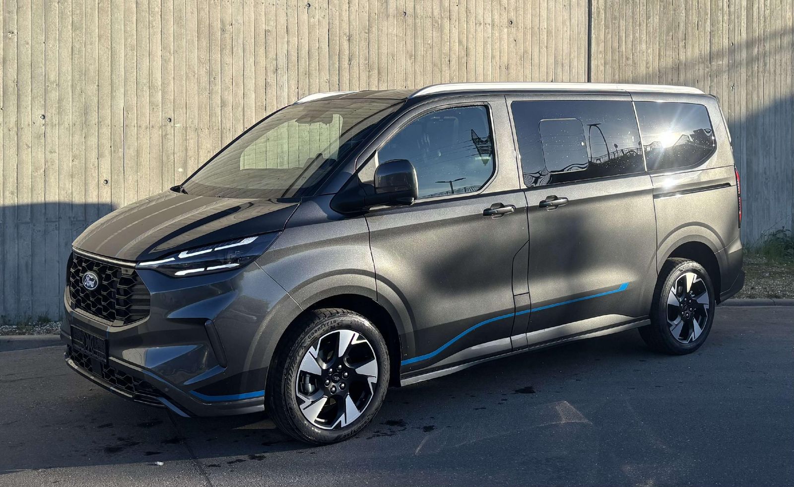 Ford Tourneo Custom - Bild 4