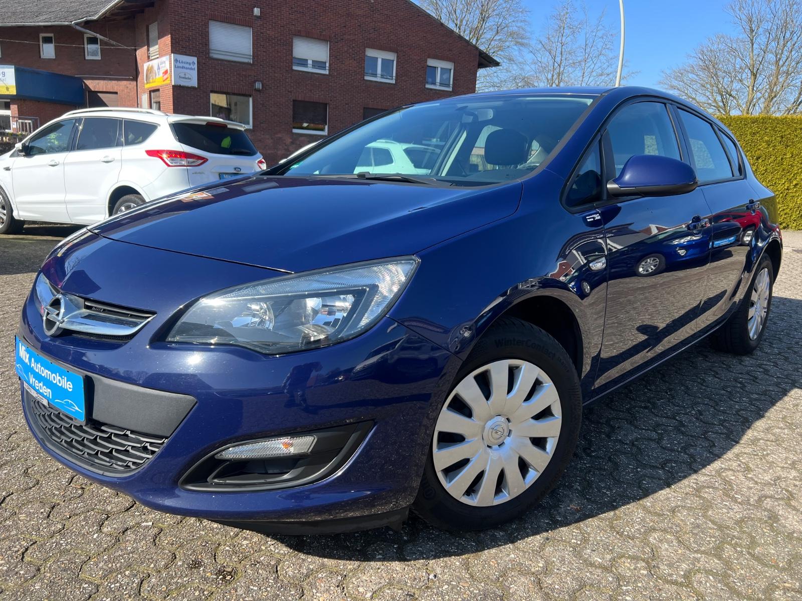 Opel Astra J Lim. 5-trg. Selection