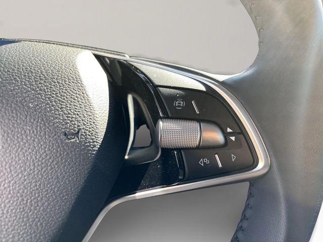 Kamiq 1.0 TSI Selection, Navi, AHK, Sicherheit D