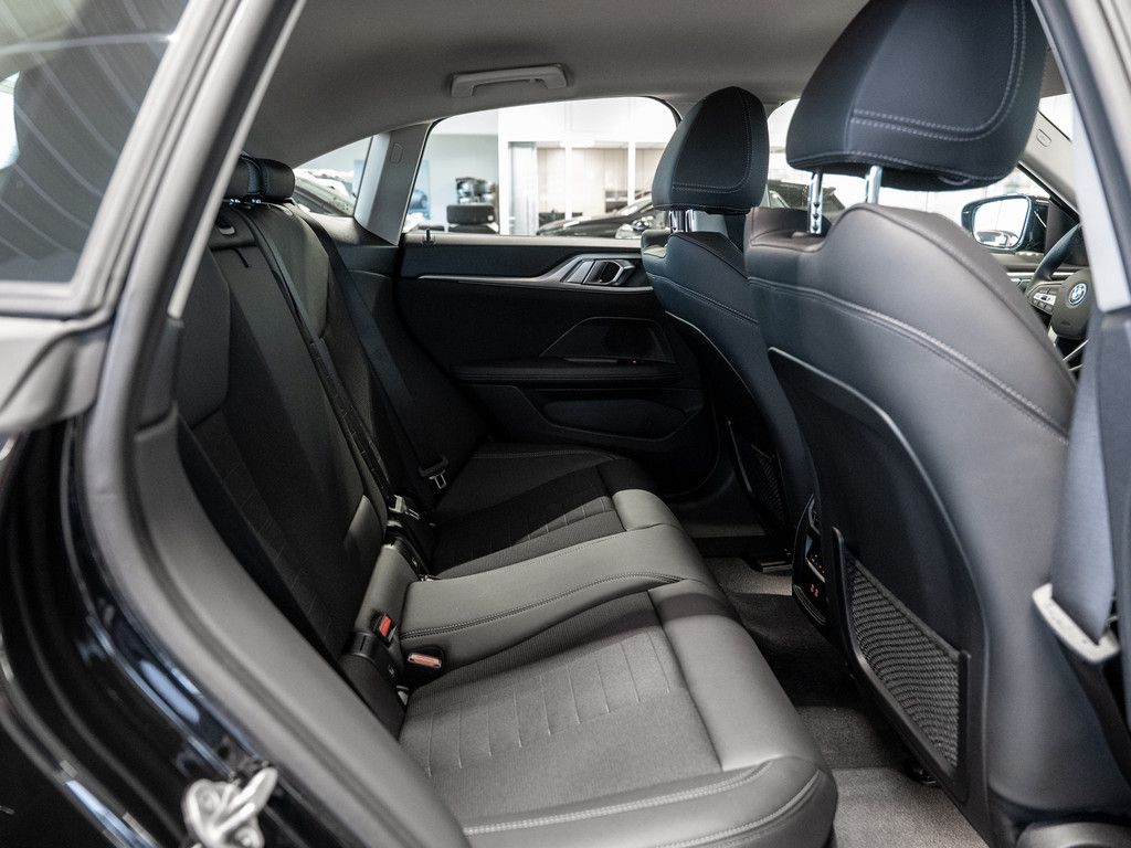 BMW i4 - Bild 12