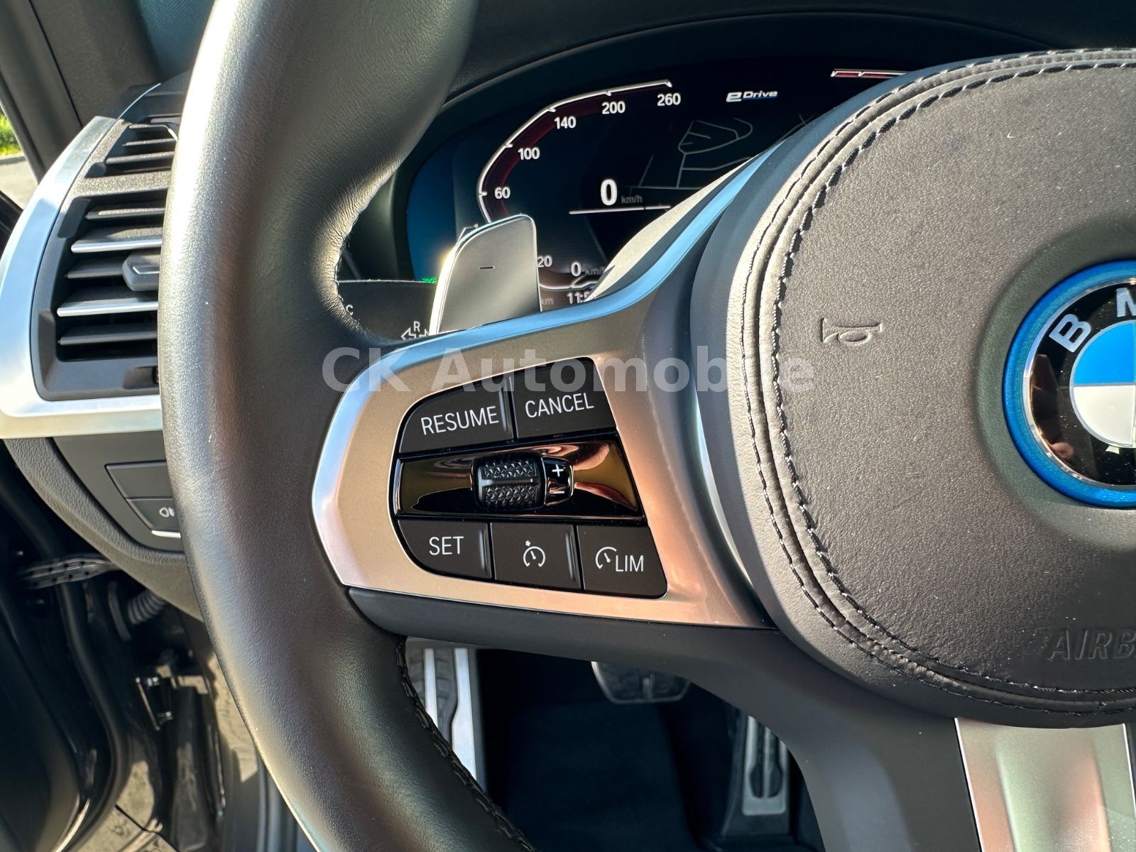Fahrzeugabbildung BMW X3 xDrive30e M-Sport/Navi/Laser/Head-Up/Kamera