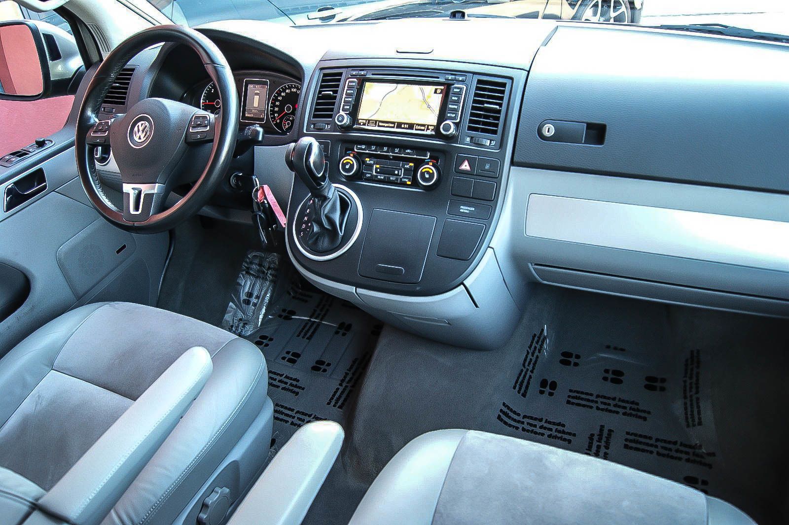 Fahrzeugabbildung Volkswagen T5 California Europe 4Motion E-DACH TOP ZUSTAND