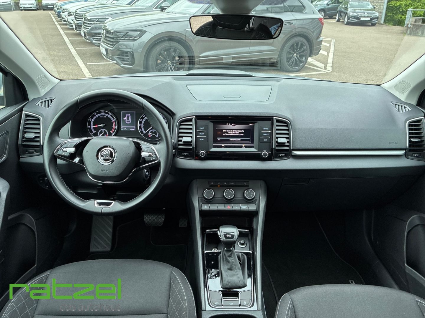 Fahrzeugabbildung SKODA Karoq Ambition 1.5 TSI Automatik LED Sperrdiff.