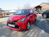 Toyota Aygo AYGO x-play touch Kamera Klima Tempomat Alu - Toyota Gebrauchtwagen Stuttgart Aygo