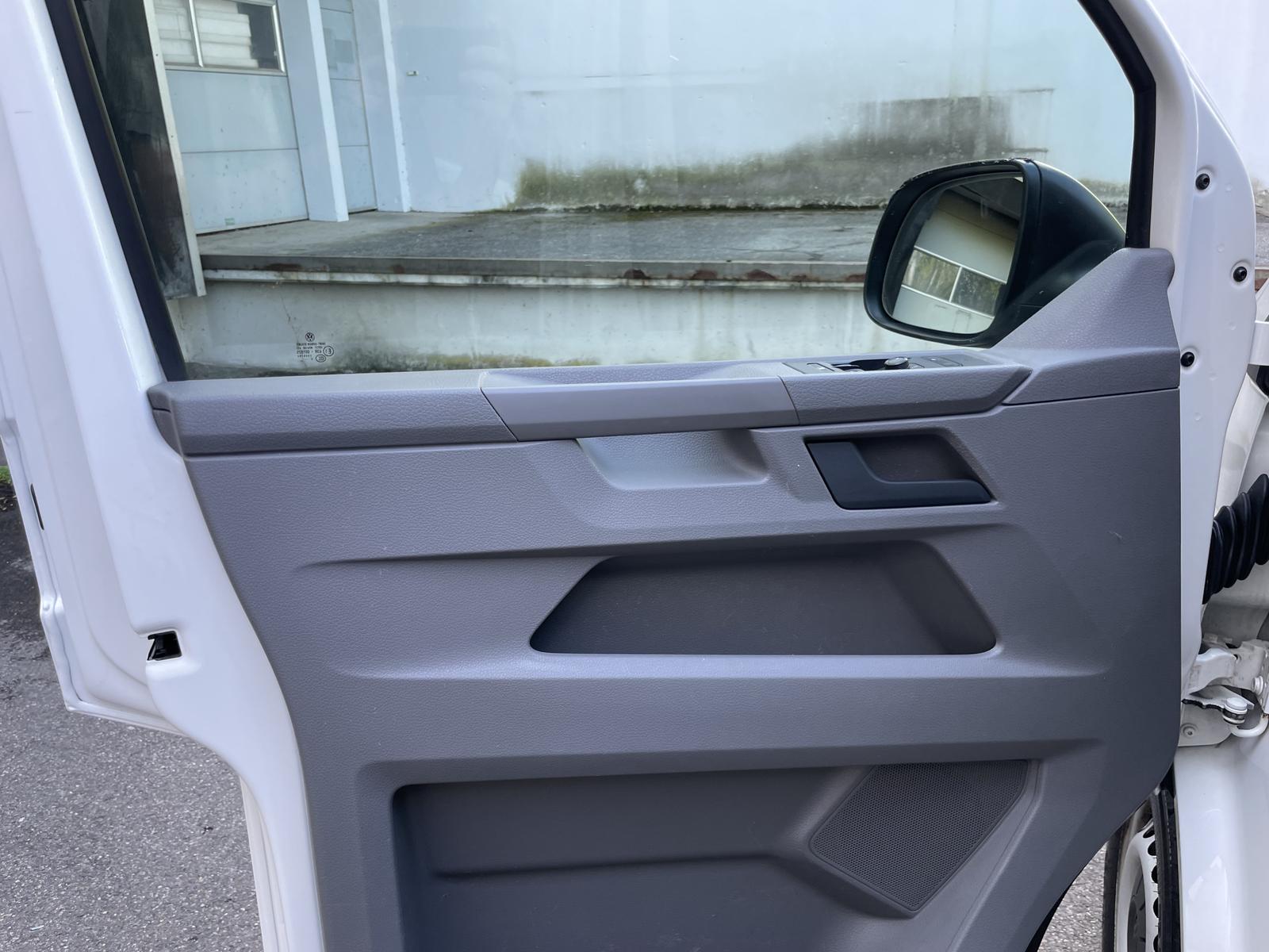 Volkswagen T6 Transporter DSG Sitzheizung PDC Klimaautomati, миниатюра 11