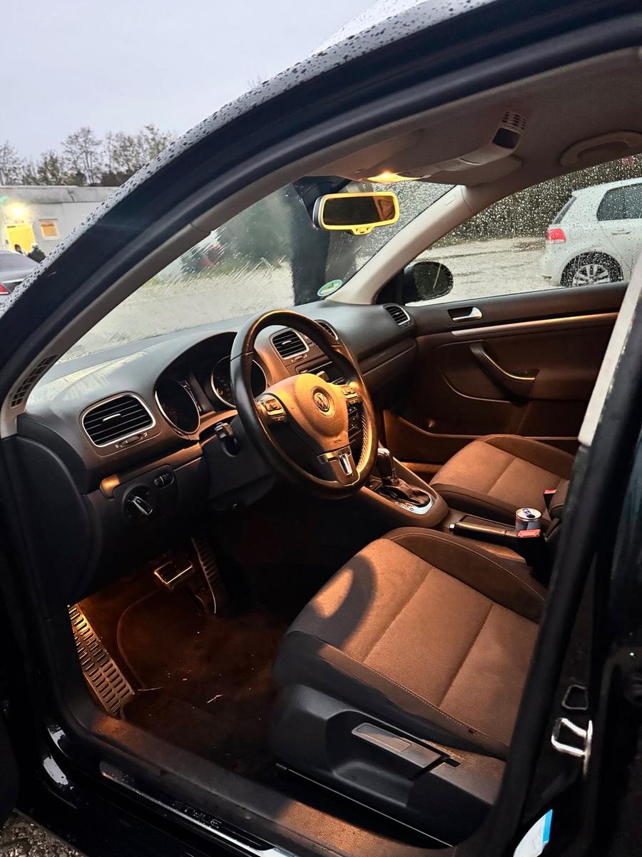 Volkswagen Golf 2012 — photo 11