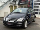 Mercedes-Benz B 200 (AHK-Automatik-NAVI-Klima-Tempomat) - gebrauchte Mercedes-Benz B 200 aus dem Jahr 2010
