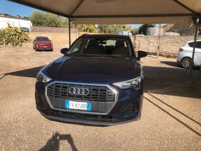 Image of Audi Q3