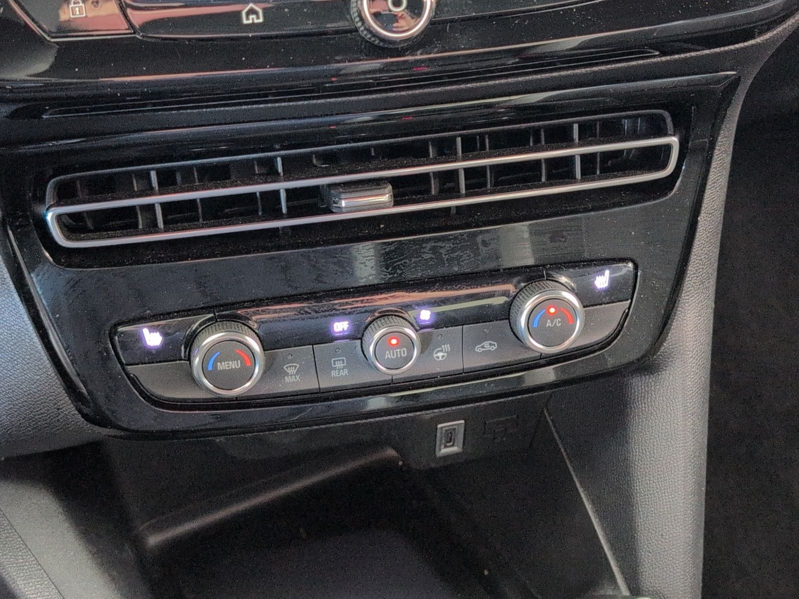 OPEL Mokka  1.2 Turbo GS Automatik LED SHZ CarPlay – Bild 18
